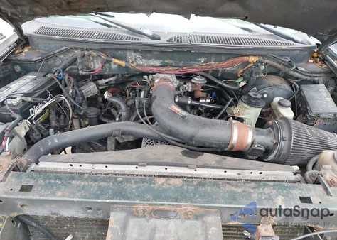 2001 Ford F-150 King Ranch Edition/Lariat/Xlt from USA, damaged, VIN 1FTRW08L31KB85106